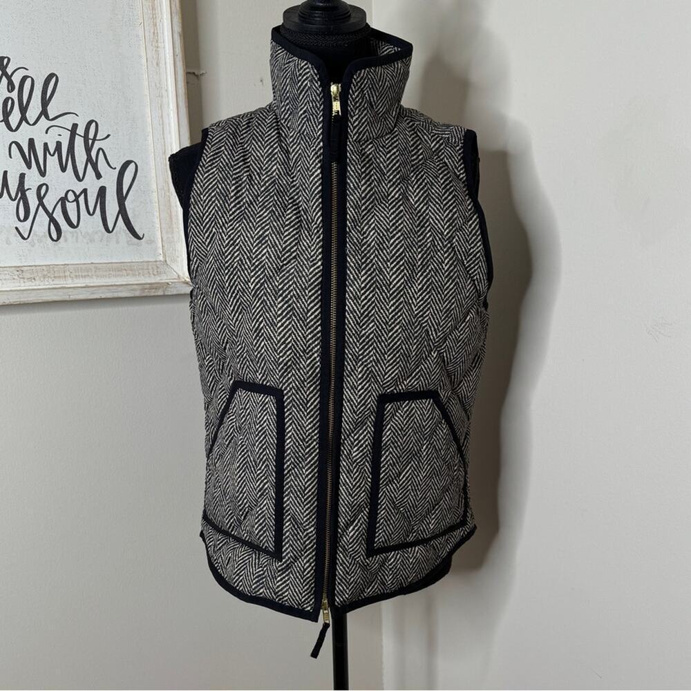 J. Crew Herringbone Down Puffer Vest Women’s Black Ivory Size S